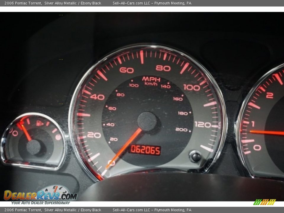 2006 Pontiac Torrent Silver Alloy Metallic / Ebony Black Photo #31