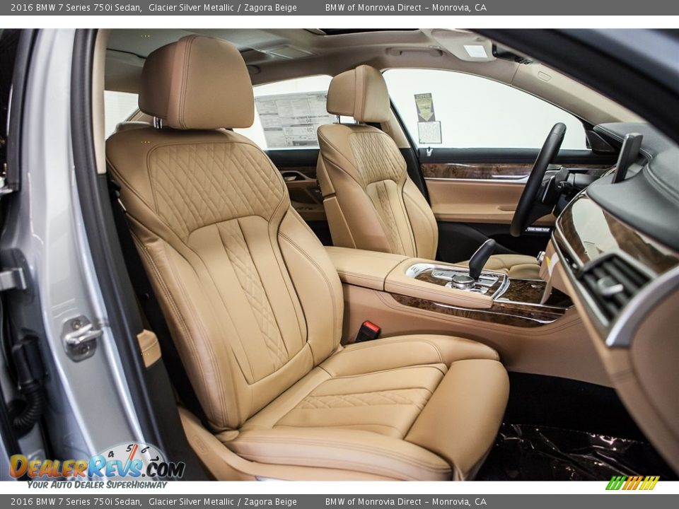 Front Seat of 2016 BMW 7 Series 750i Sedan Photo #2