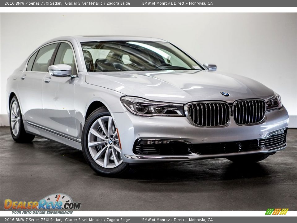 Front 3/4 View of 2016 BMW 7 Series 750i Sedan Photo #12