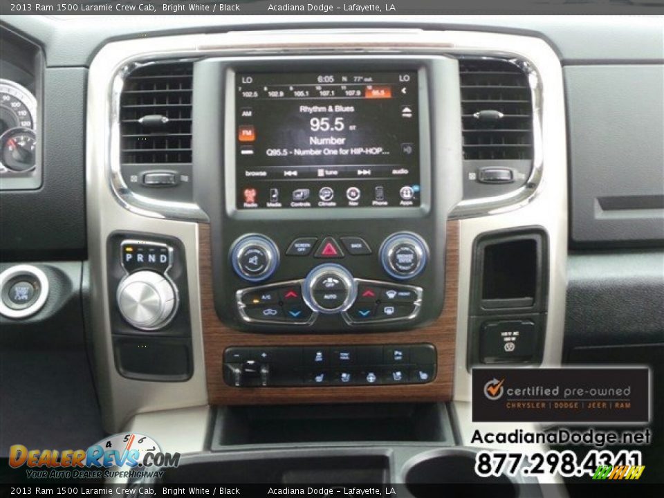 2013 Ram 1500 Laramie Crew Cab Bright White / Black Photo #19