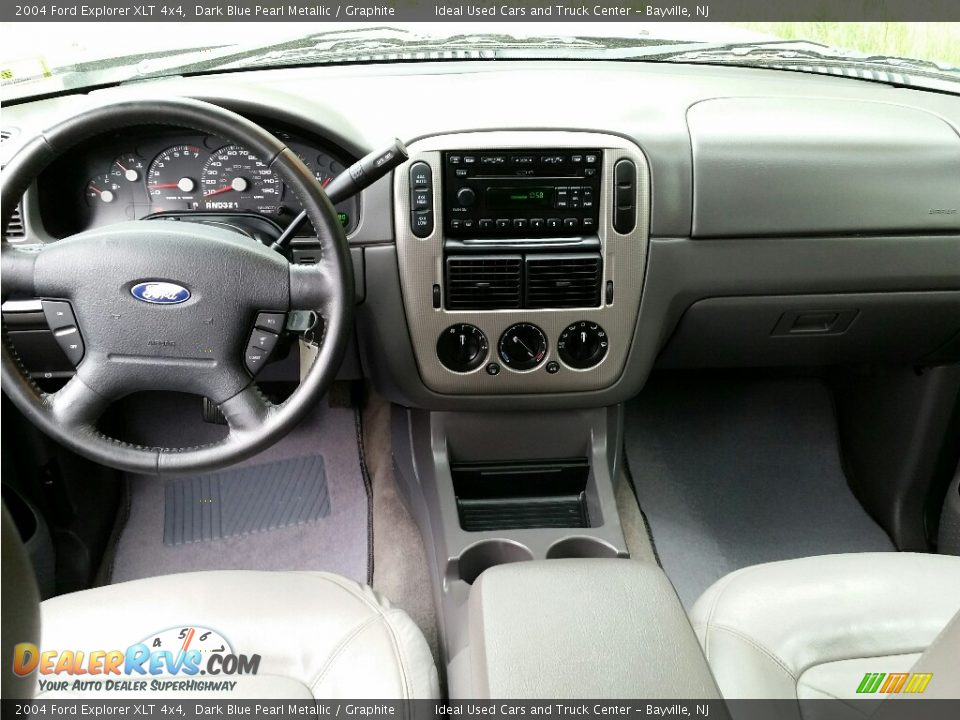 2004 Ford Explorer XLT 4x4 Dark Blue Pearl Metallic / Graphite Photo #20