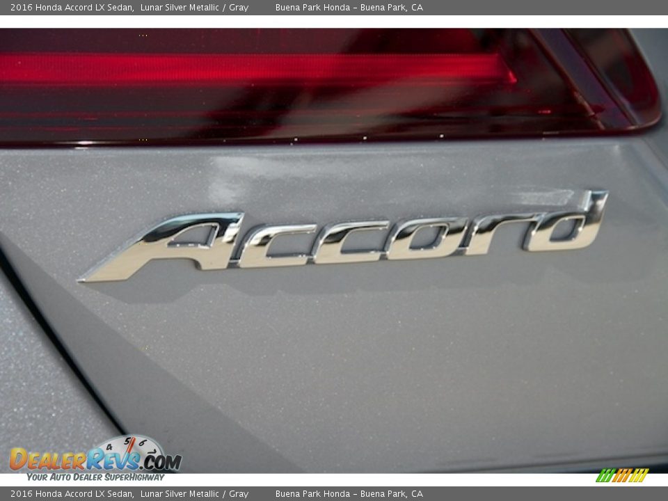 2016 Honda Accord LX Sedan Lunar Silver Metallic / Gray Photo #3