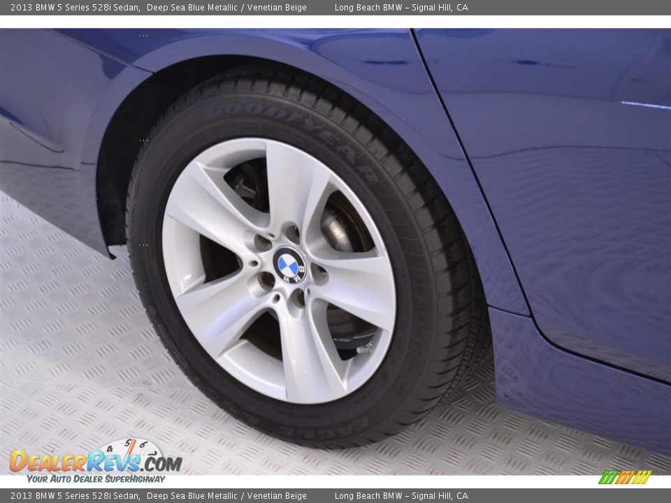 2013 BMW 5 Series 528i Sedan Deep Sea Blue Metallic / Venetian Beige Photo #10