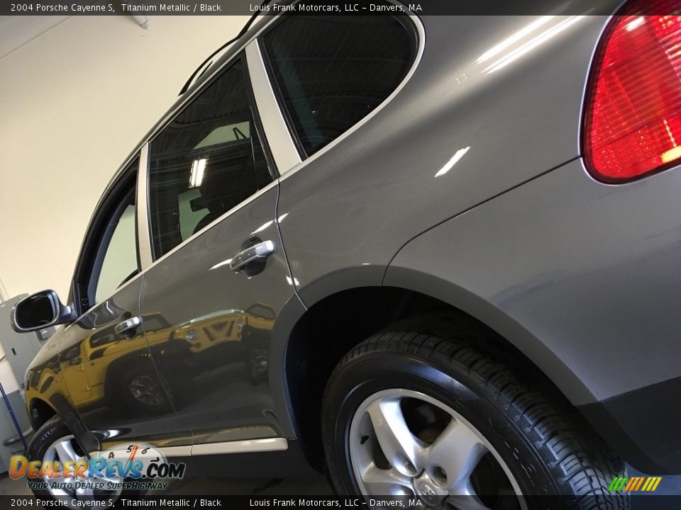 2004 Porsche Cayenne S Titanium Metallic / Black Photo #14