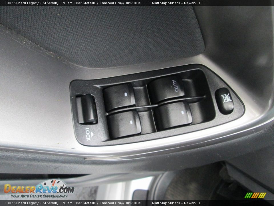 2007 Subaru Legacy 2.5i Sedan Brilliant Silver Metallic / Charcoal Gray/Dusk Blue Photo #14