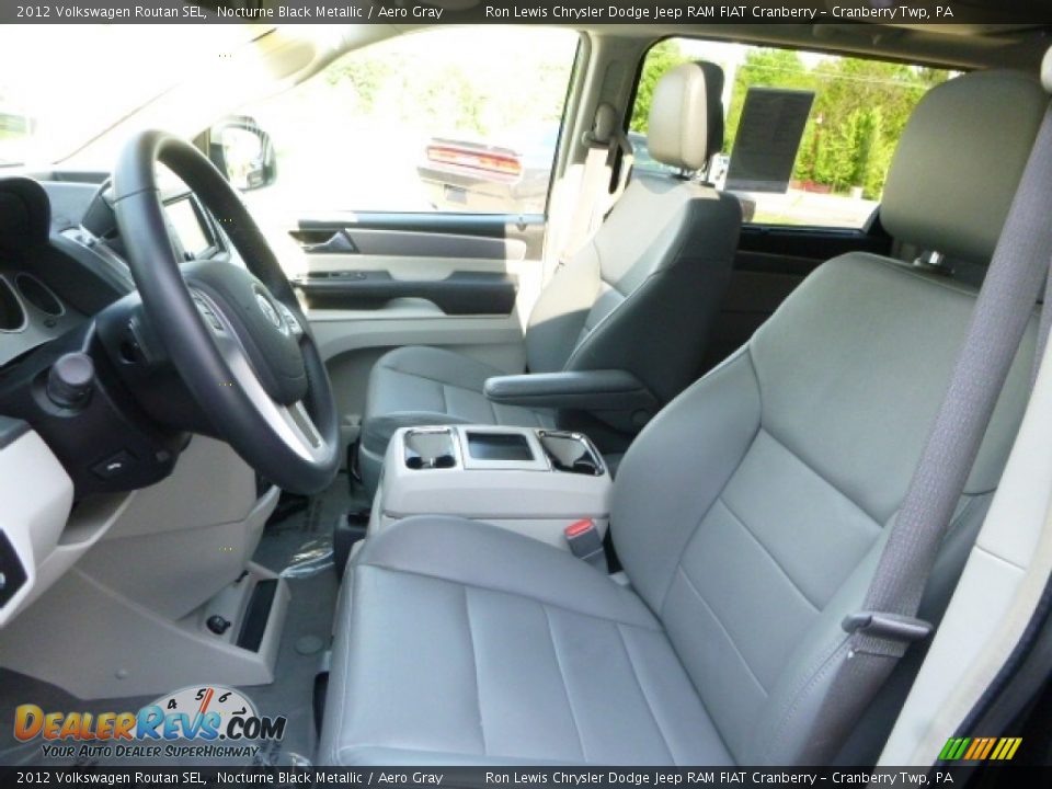 2012 Volkswagen Routan SEL Nocturne Black Metallic / Aero Gray Photo #14