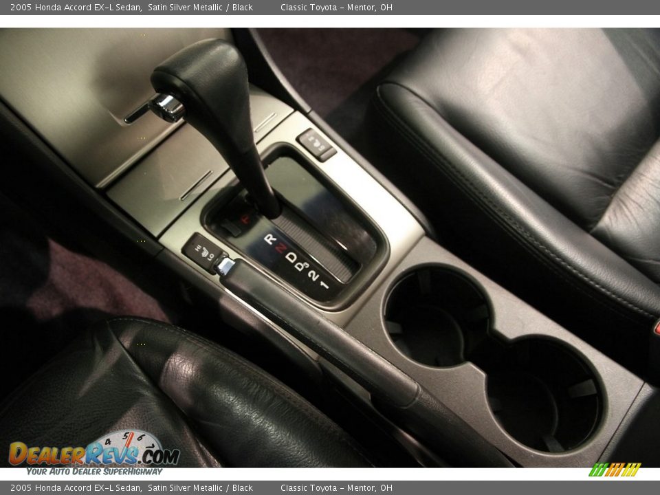 2005 Honda Accord EX-L Sedan Satin Silver Metallic / Black Photo #11
