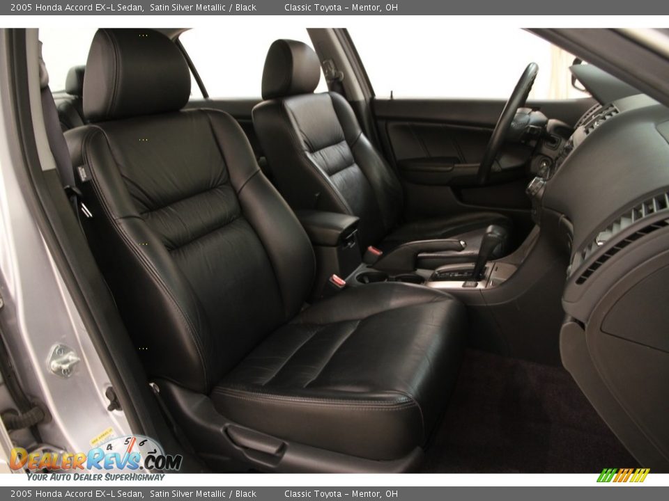 2005 Honda Accord EX-L Sedan Satin Silver Metallic / Black Photo #12
