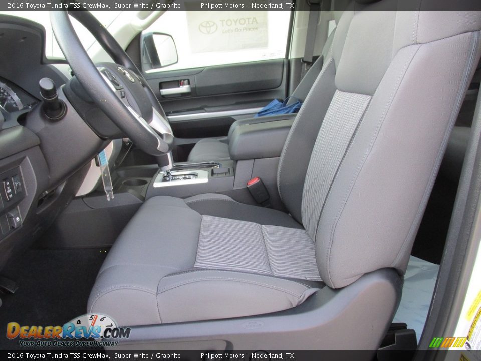 2016 Toyota Tundra TSS CrewMax Super White / Graphite Photo #22