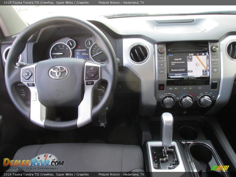 2016 Toyota Tundra TSS CrewMax Super White / Graphite Photo #24