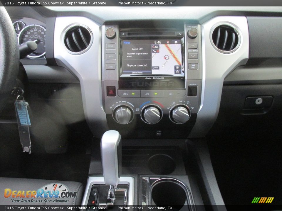 2016 Toyota Tundra TSS CrewMax Super White / Graphite Photo #25