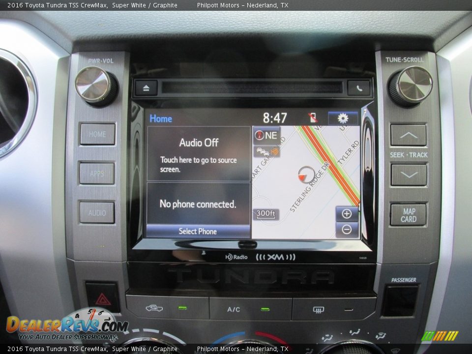 2016 Toyota Tundra TSS CrewMax Super White / Graphite Photo #26