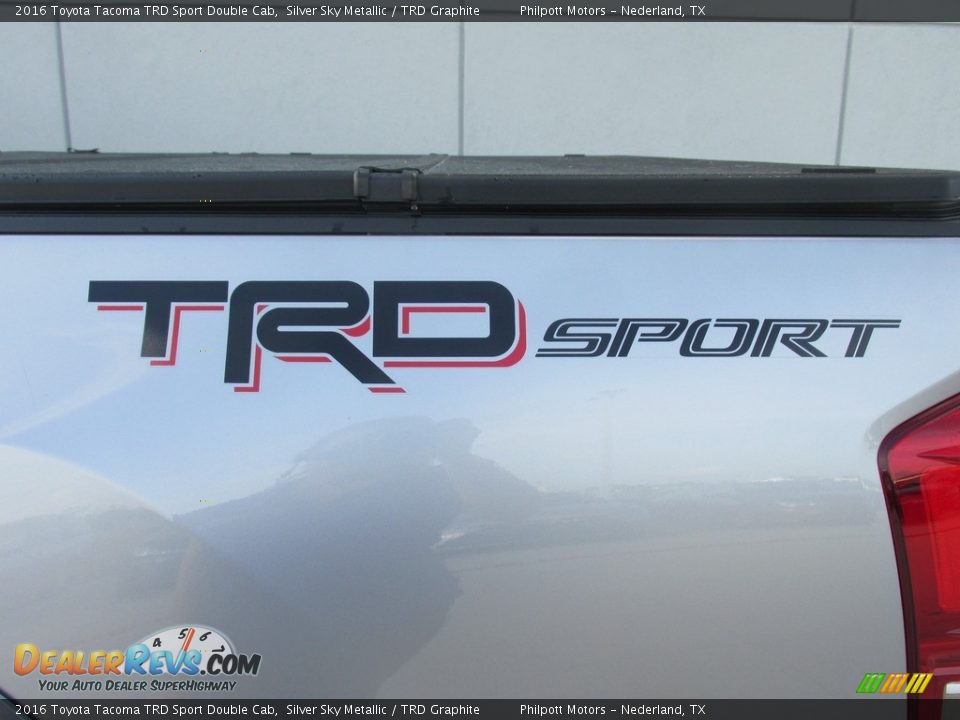 2016 Toyota Tacoma TRD Sport Double Cab Silver Sky Metallic / TRD Graphite Photo #15