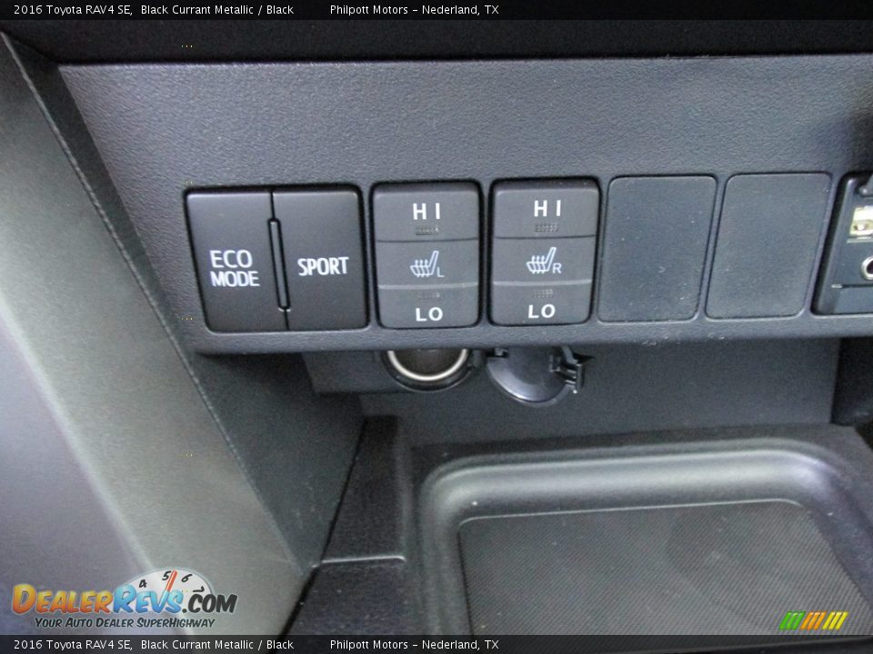 2016 Toyota RAV4 SE Black Currant Metallic / Black Photo #30