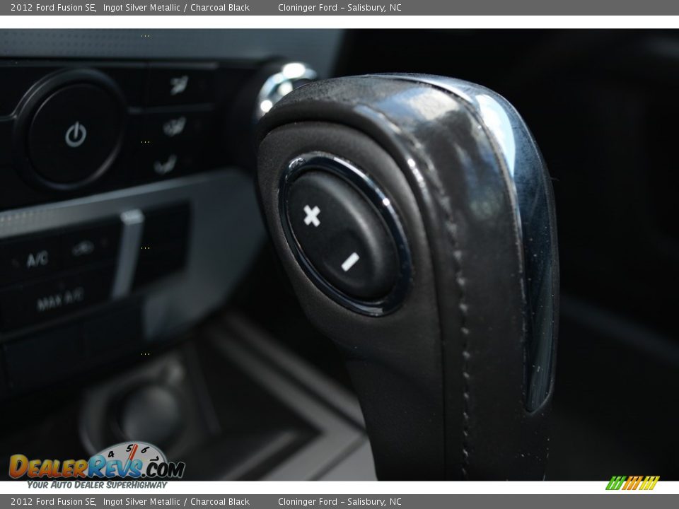 2012 Ford Fusion SE Ingot Silver Metallic / Charcoal Black Photo #20