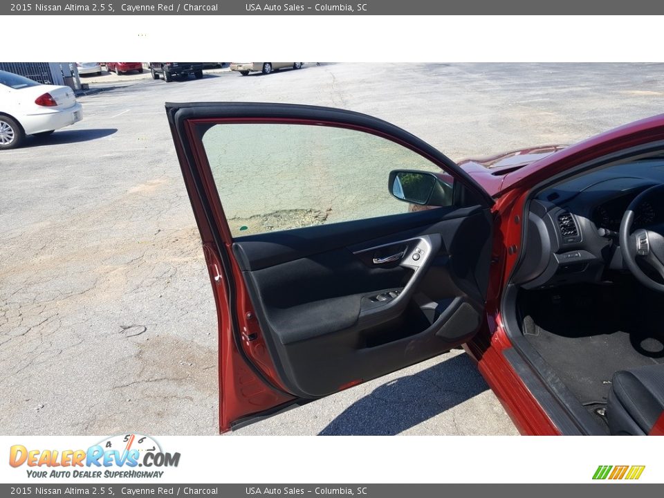 2015 Nissan Altima 2.5 S Cayenne Red / Charcoal Photo #5