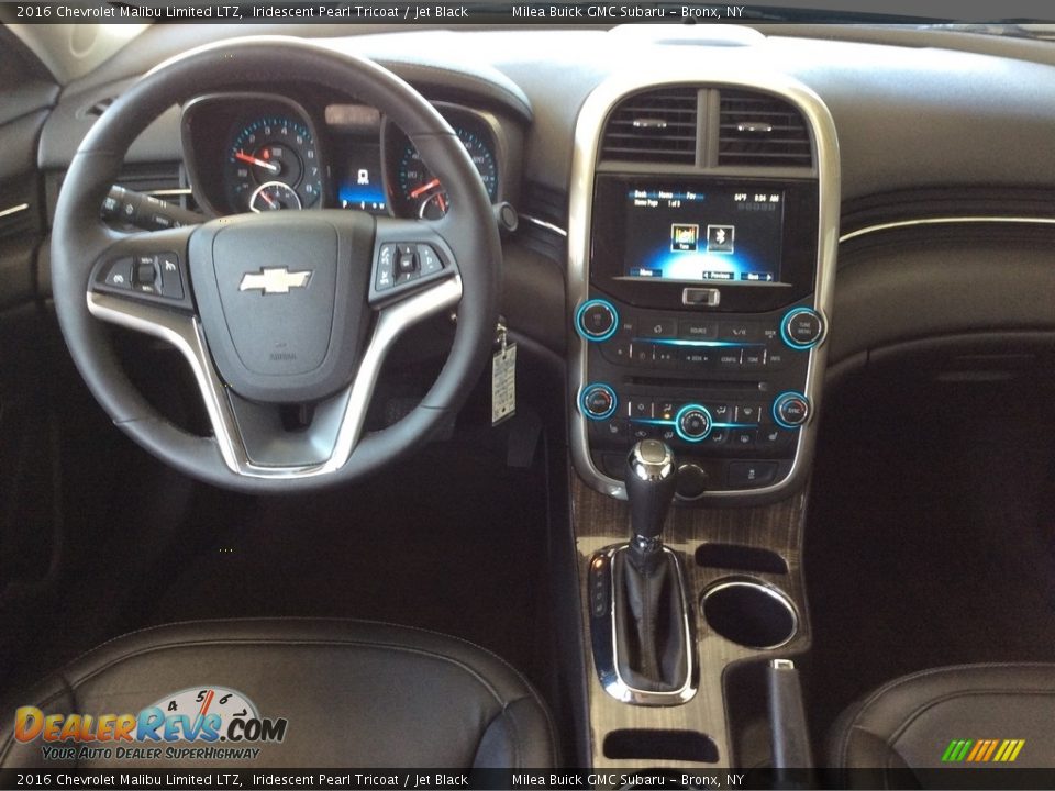 2016 Chevrolet Malibu Limited LTZ Iridescent Pearl Tricoat / Jet Black Photo #7