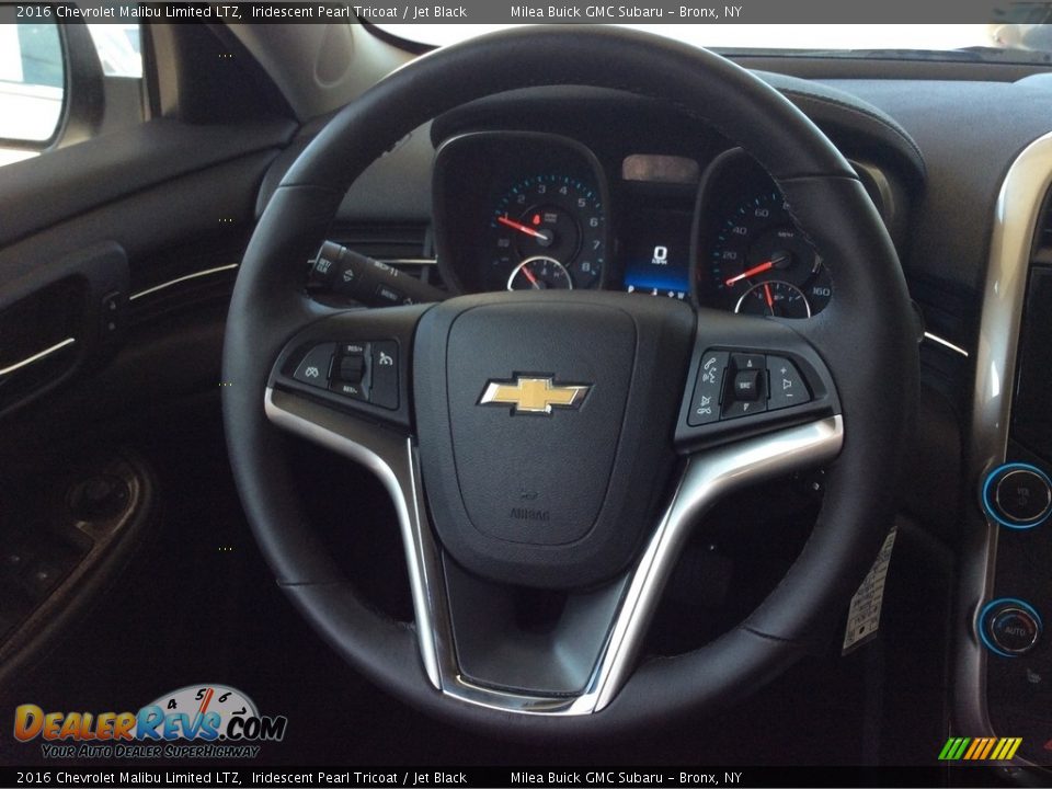 2016 Chevrolet Malibu Limited LTZ Iridescent Pearl Tricoat / Jet Black Photo #10