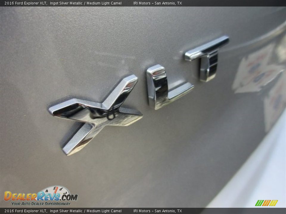 2016 Ford Explorer XLT Ingot Silver Metallic / Medium Light Camel Photo #5