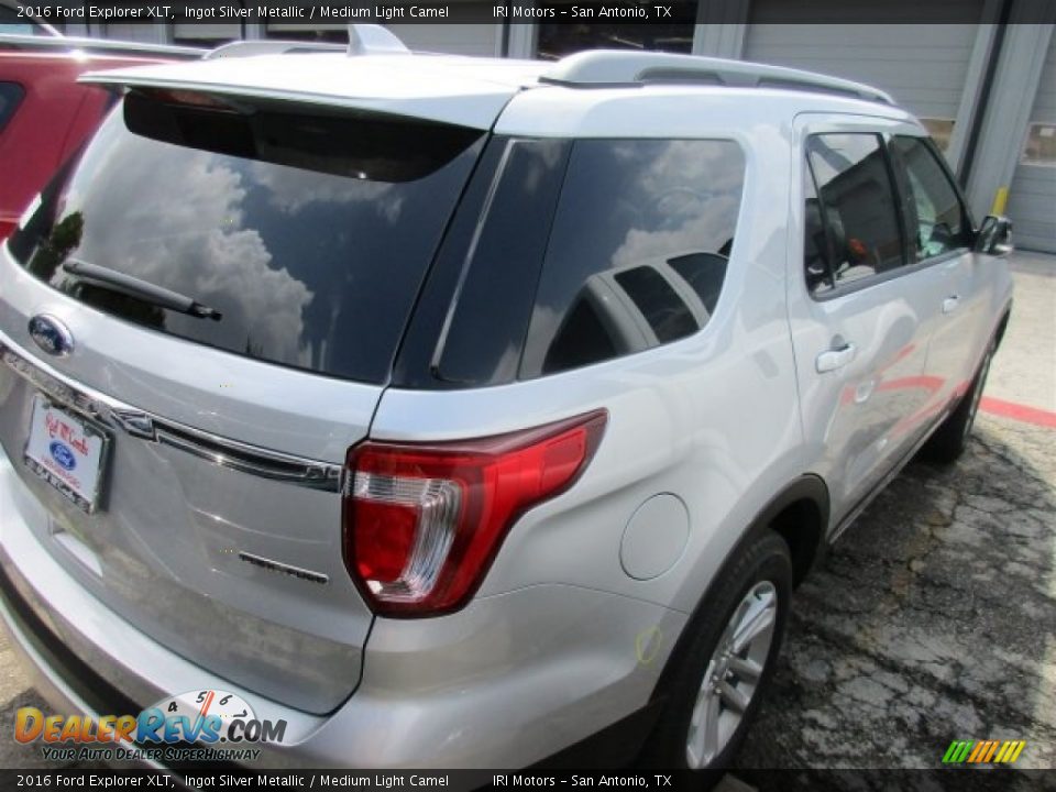 2016 Ford Explorer XLT Ingot Silver Metallic / Medium Light Camel Photo #6