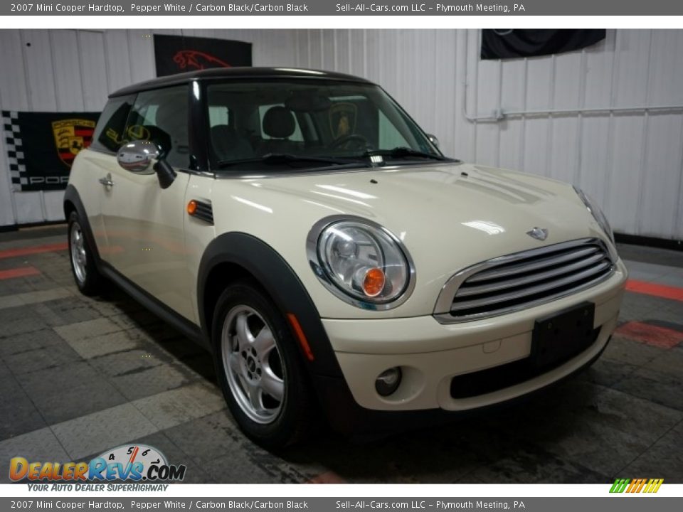 2007 Mini Cooper Hardtop Pepper White / Carbon Black/Carbon Black Photo #5