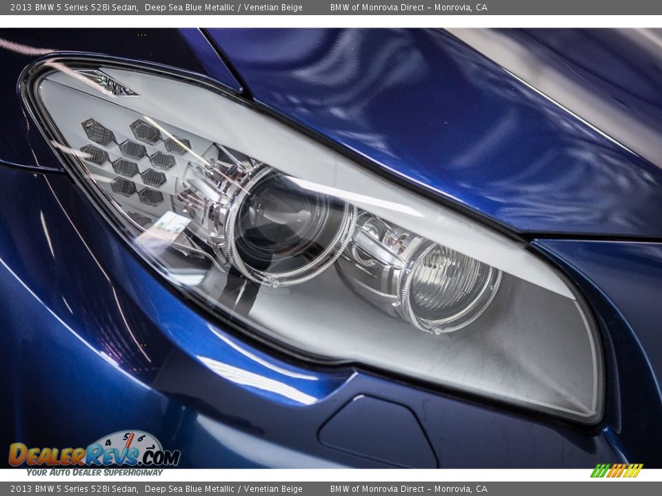 2013 BMW 5 Series 528i Sedan Deep Sea Blue Metallic / Venetian Beige Photo #27