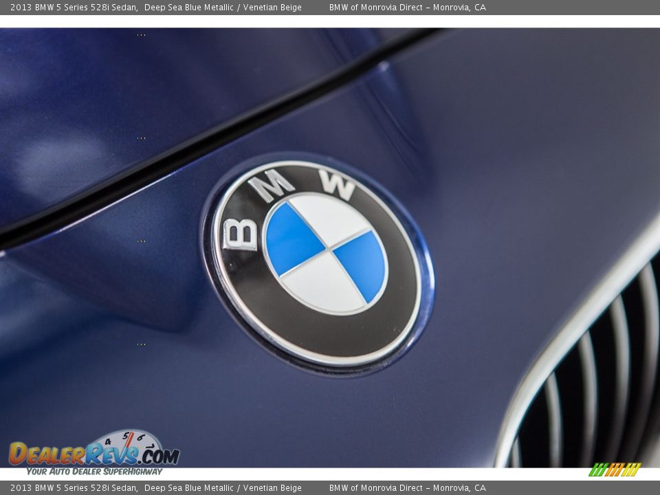 2013 BMW 5 Series 528i Sedan Deep Sea Blue Metallic / Venetian Beige Photo #28