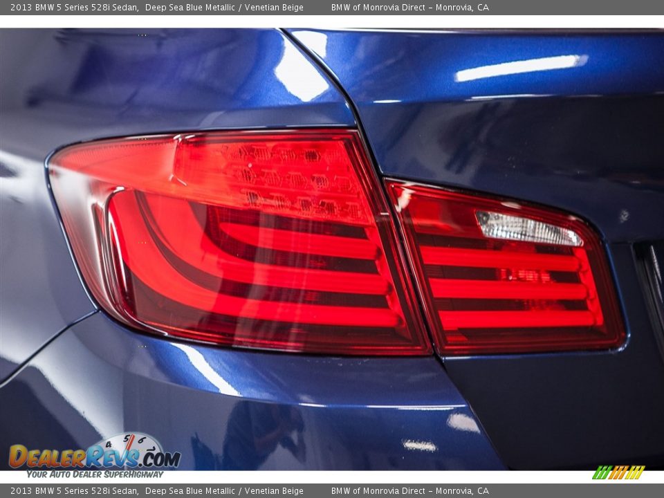 2013 BMW 5 Series 528i Sedan Deep Sea Blue Metallic / Venetian Beige Photo #29