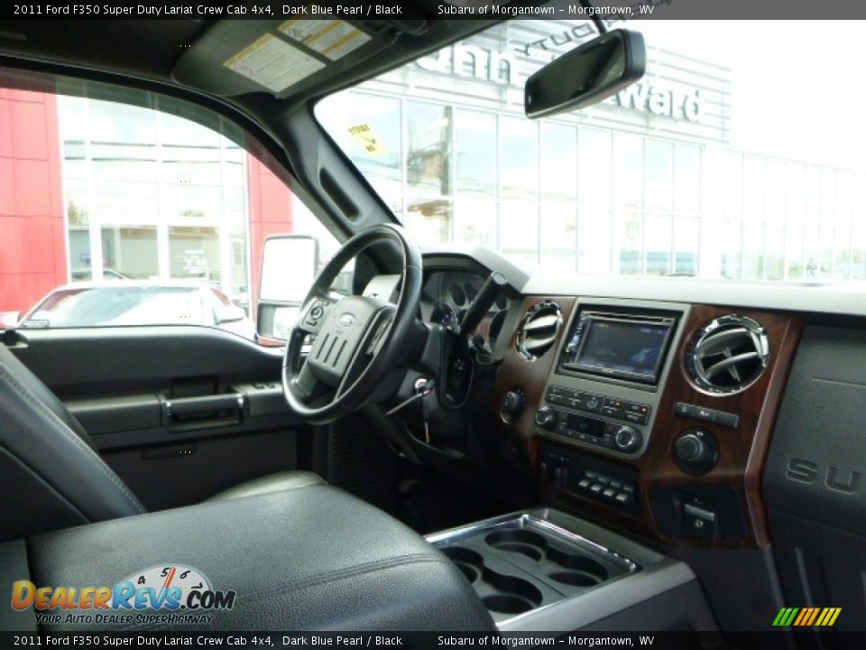 2011 Ford F350 Super Duty Lariat Crew Cab 4x4 Dark Blue Pearl / Black Photo #4
