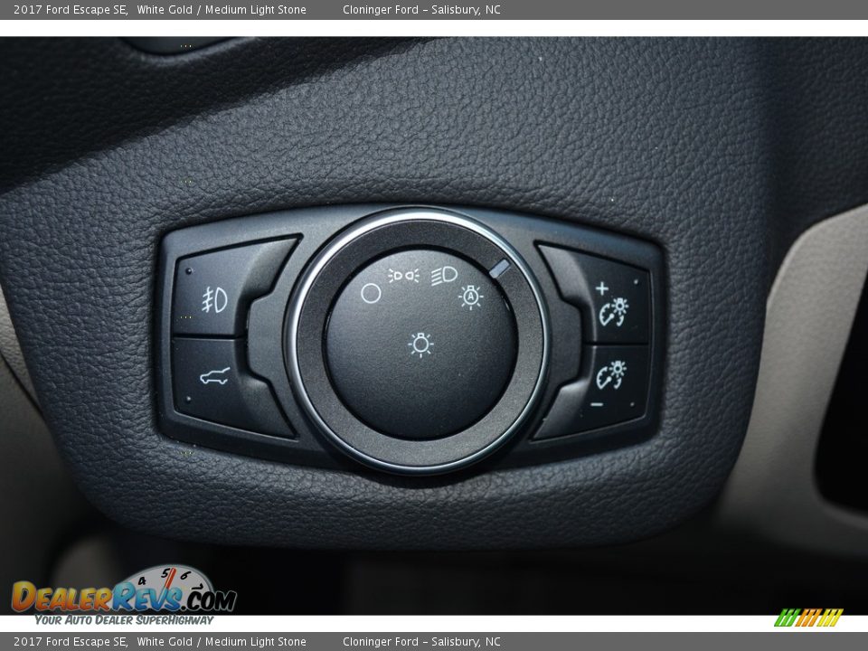 2017 Ford Escape SE White Gold / Medium Light Stone Photo #19