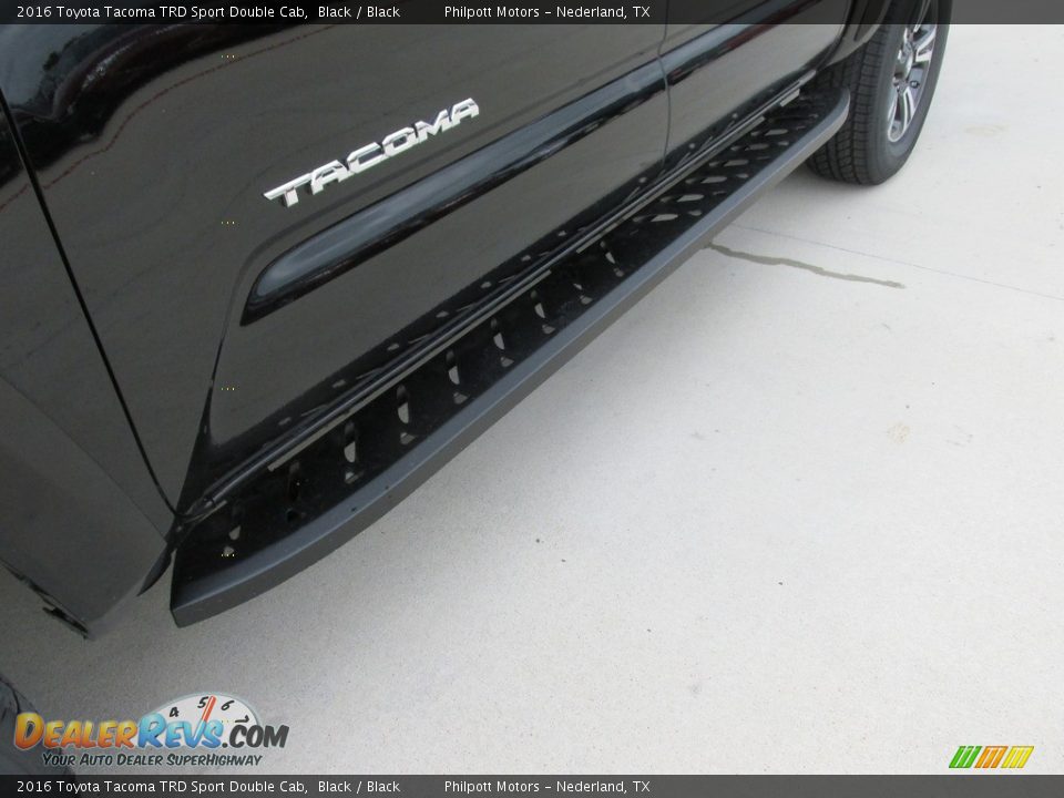 2016 Toyota Tacoma TRD Sport Double Cab Black / Black Photo #12