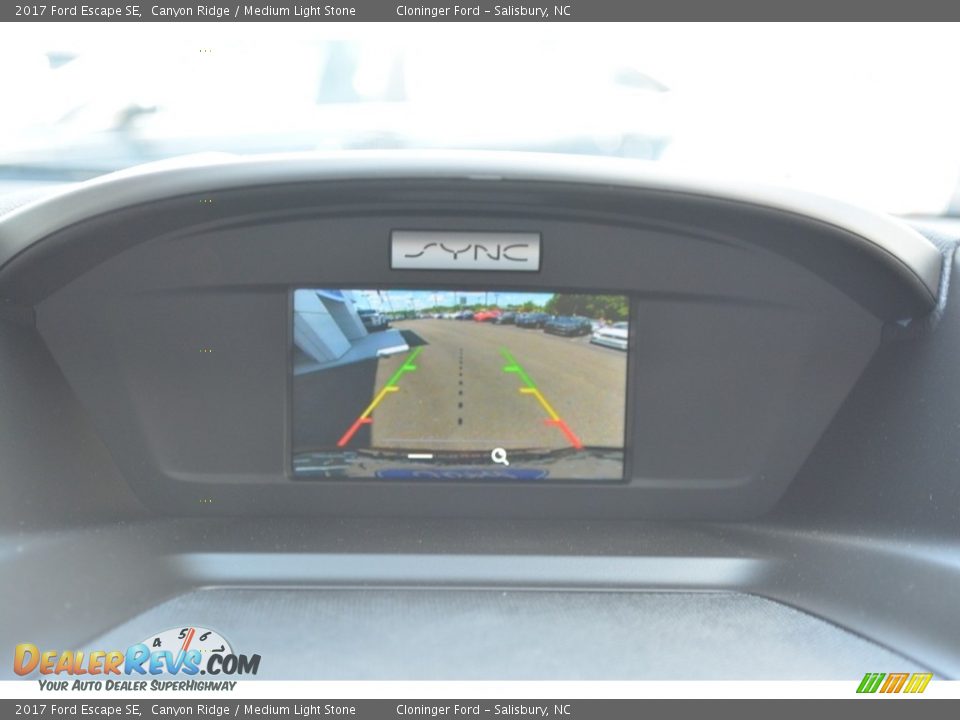 2017 Ford Escape SE Canyon Ridge / Medium Light Stone Photo #12