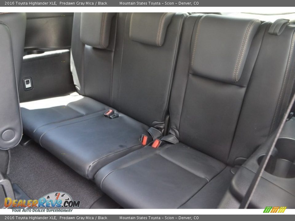 2016 Toyota Highlander XLE Predawn Gray Mica / Black Photo #8