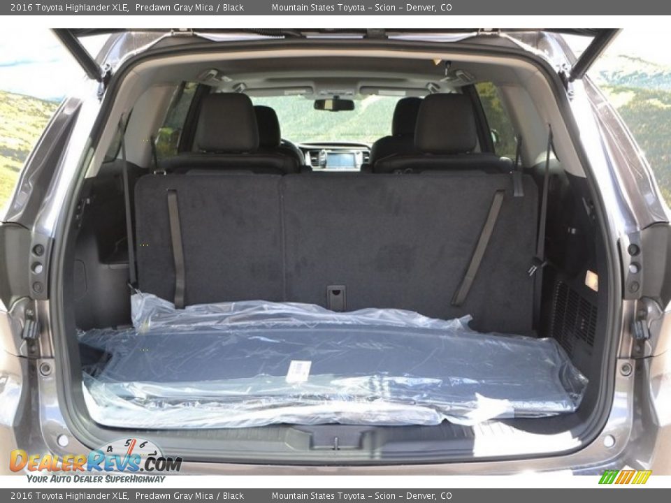 2016 Toyota Highlander XLE Predawn Gray Mica / Black Photo #9