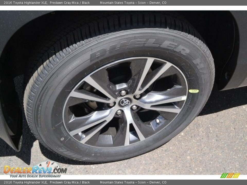 2016 Toyota Highlander XLE Predawn Gray Mica / Black Photo #10