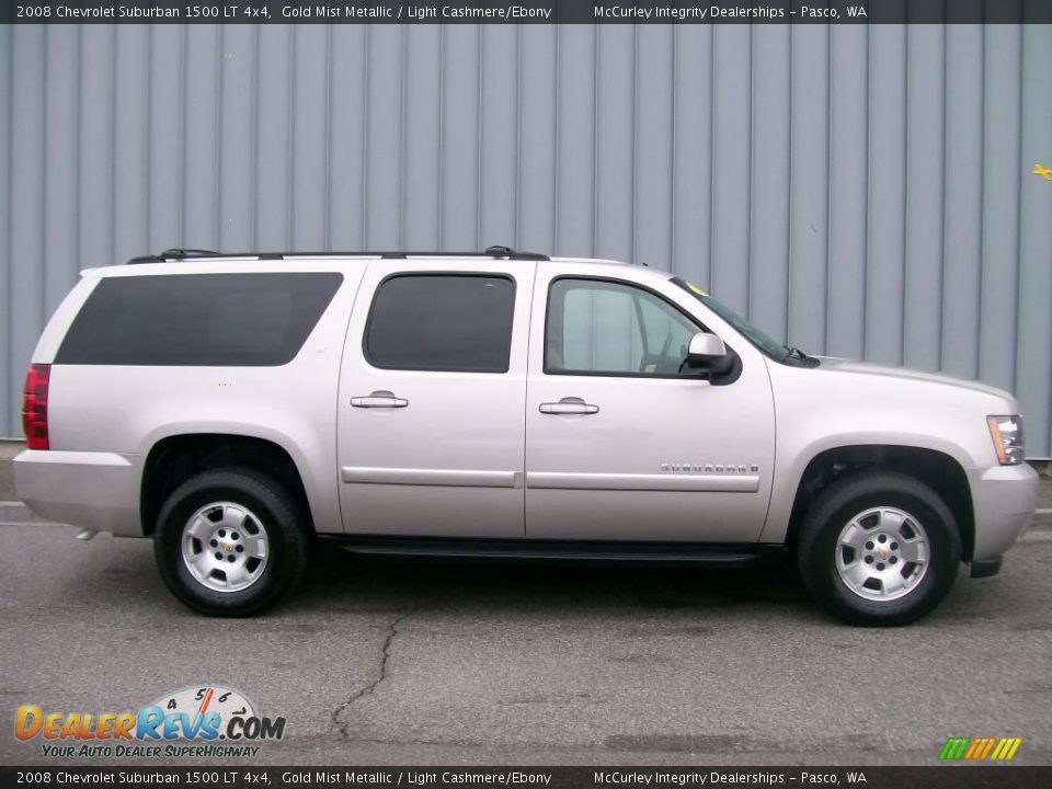 2008 Chevrolet Suburban 1500 LT 4x4 Gold Mist Metallic / Light Cashmere/Ebony Photo #2
