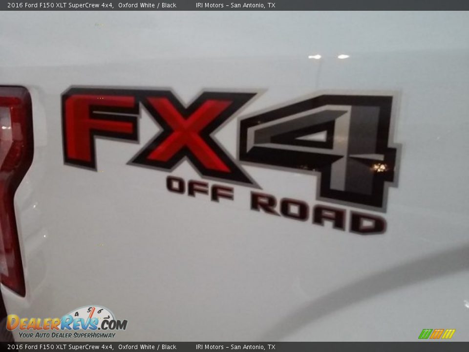 2016 Ford F150 XLT SuperCrew 4x4 Oxford White / Black Photo #25