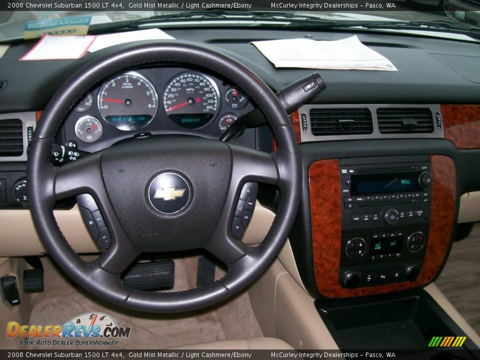 2008 Chevrolet Suburban 1500 LT 4x4 Gold Mist Metallic / Light Cashmere/Ebony Photo #6