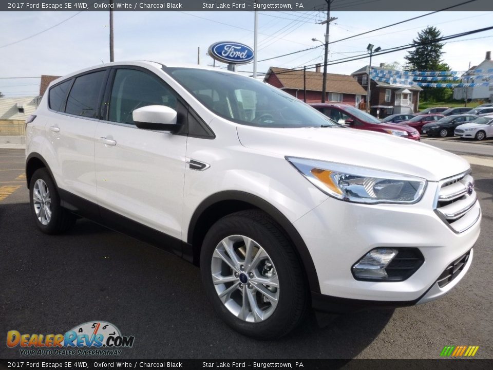 2017 Ford Escape SE 4WD Oxford White / Charcoal Black Photo #3
