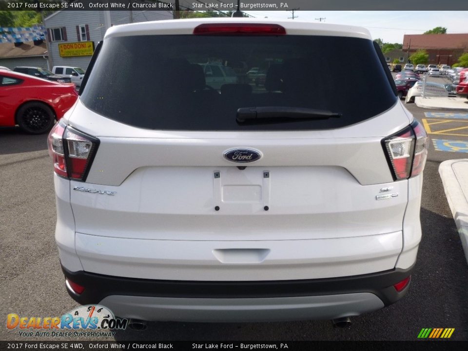 2017 Ford Escape SE 4WD Oxford White / Charcoal Black Photo #7