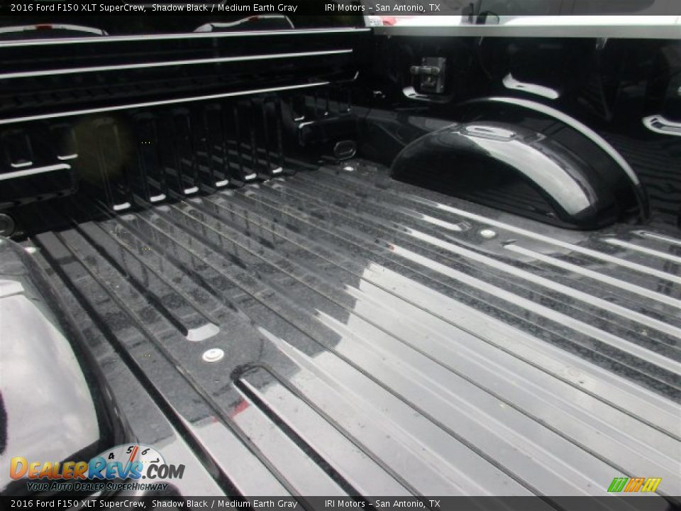 2016 Ford F150 XLT SuperCrew Shadow Black / Medium Earth Gray Photo #8