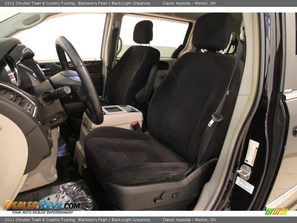 2011 Chrysler Town & Country Touring Blackberry Pearl / Black/Light Graystone Photo #5