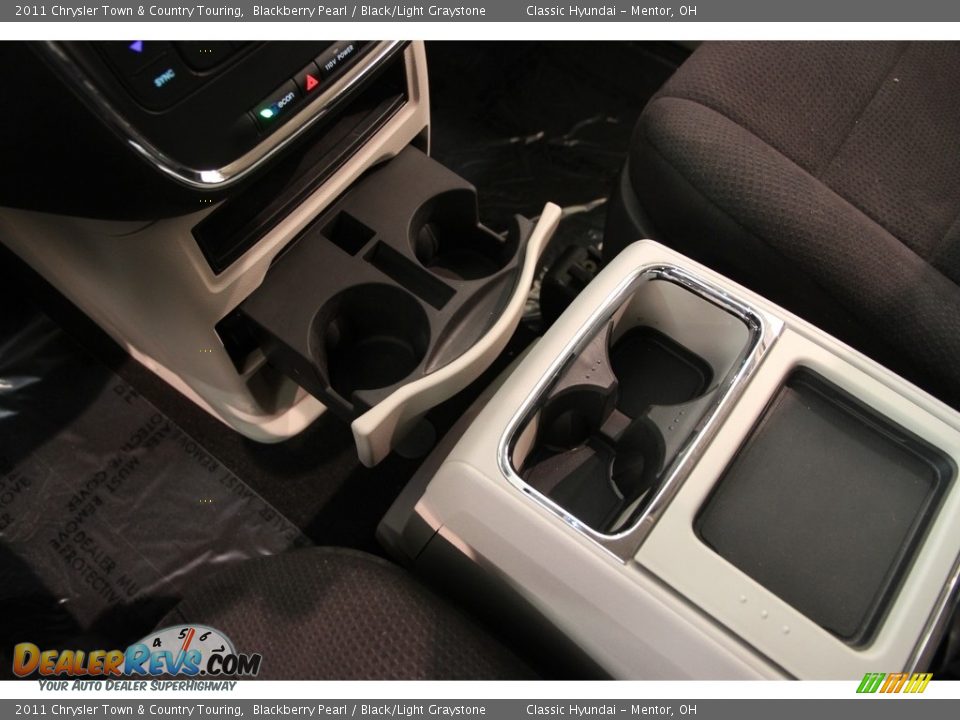 2011 Chrysler Town & Country Touring Blackberry Pearl / Black/Light Graystone Photo #13