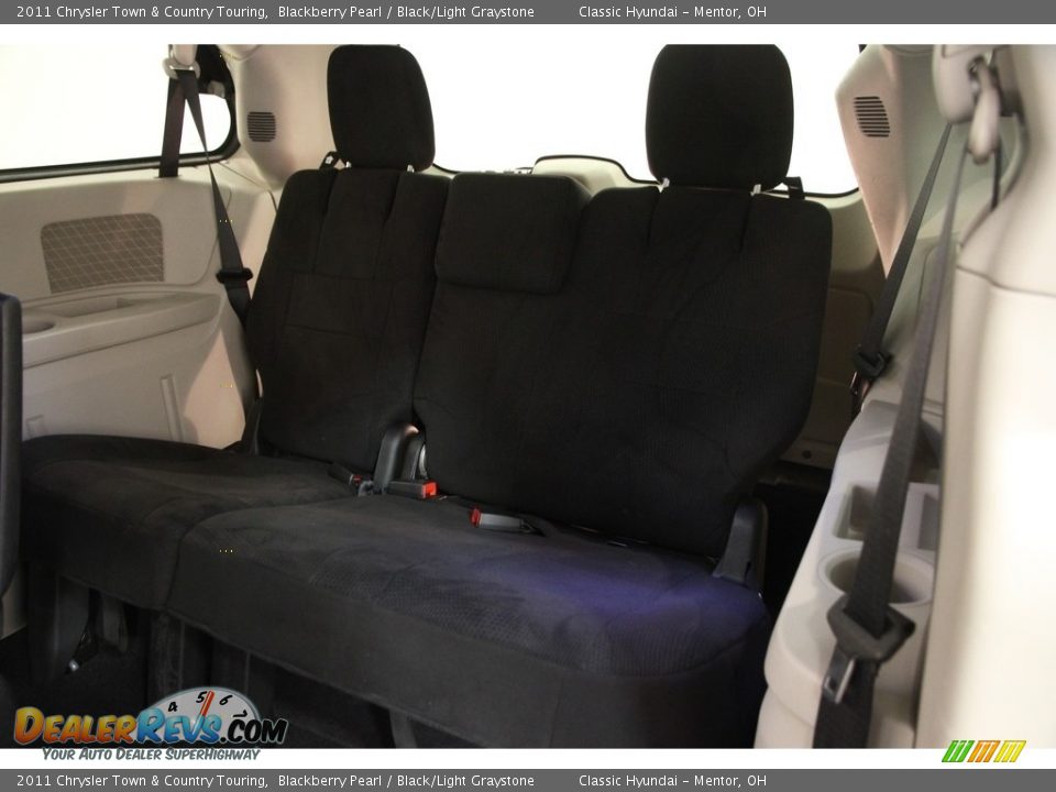 2011 Chrysler Town & Country Touring Blackberry Pearl / Black/Light Graystone Photo #17