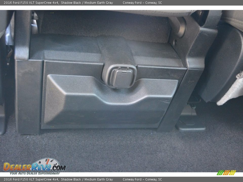 2016 Ford F150 XLT SuperCrew 4x4 Shadow Black / Medium Earth Gray Photo #22
