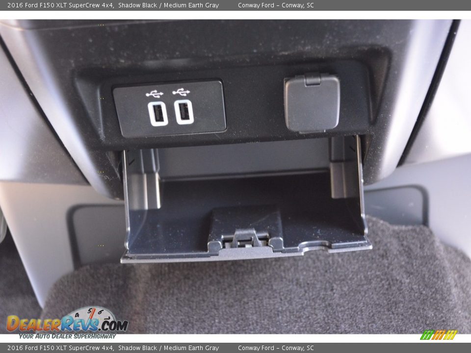 2016 Ford F150 XLT SuperCrew 4x4 Shadow Black / Medium Earth Gray Photo #33
