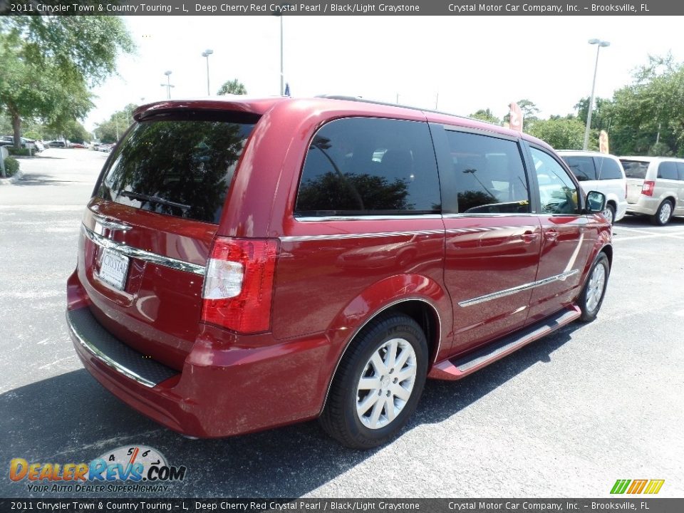 2011 Chrysler Town & Country Touring - L Deep Cherry Red Crystal Pearl / Black/Light Graystone Photo #11