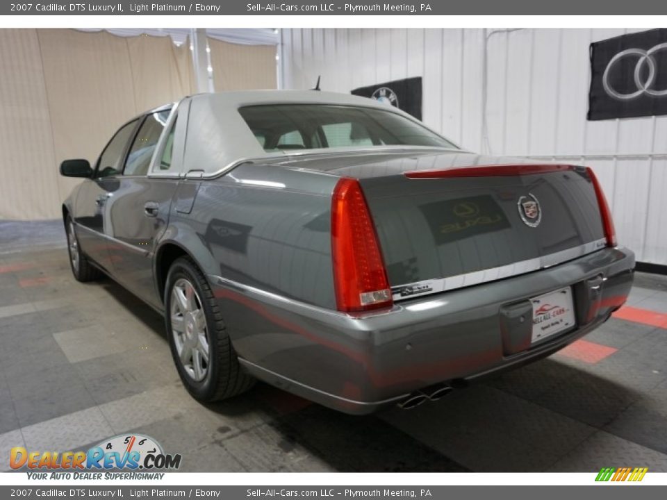 2007 Cadillac DTS Luxury II Light Platinum / Ebony Photo #15