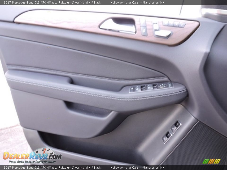 2017 Mercedes-Benz GLS 450 4Matic Paladium Silver Metallic / Black Photo #18