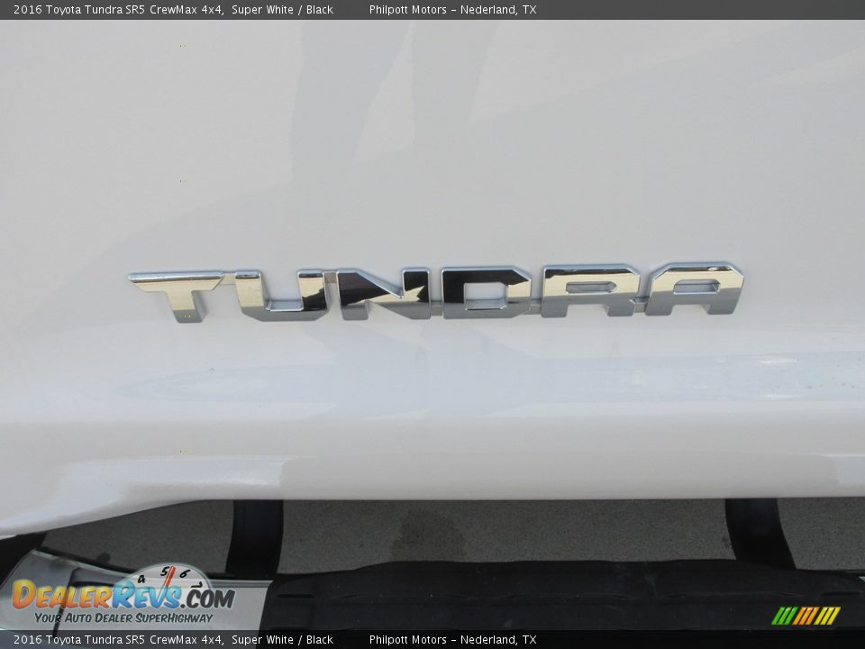 2016 Toyota Tundra SR5 CrewMax 4x4 Super White / Black Photo #15